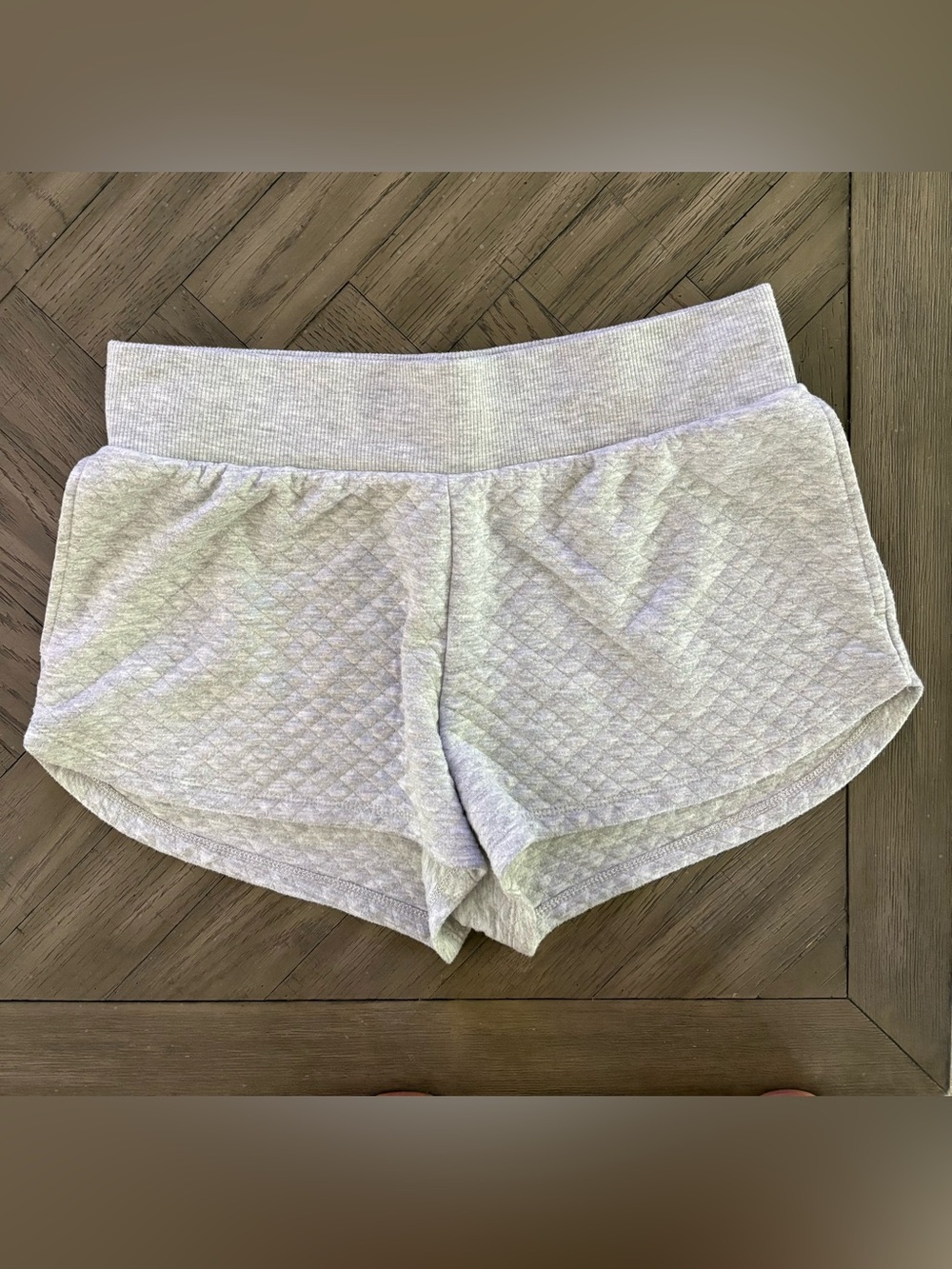 Stars Above Gray Quilted Lounge Shorts Size M Cozy Girl